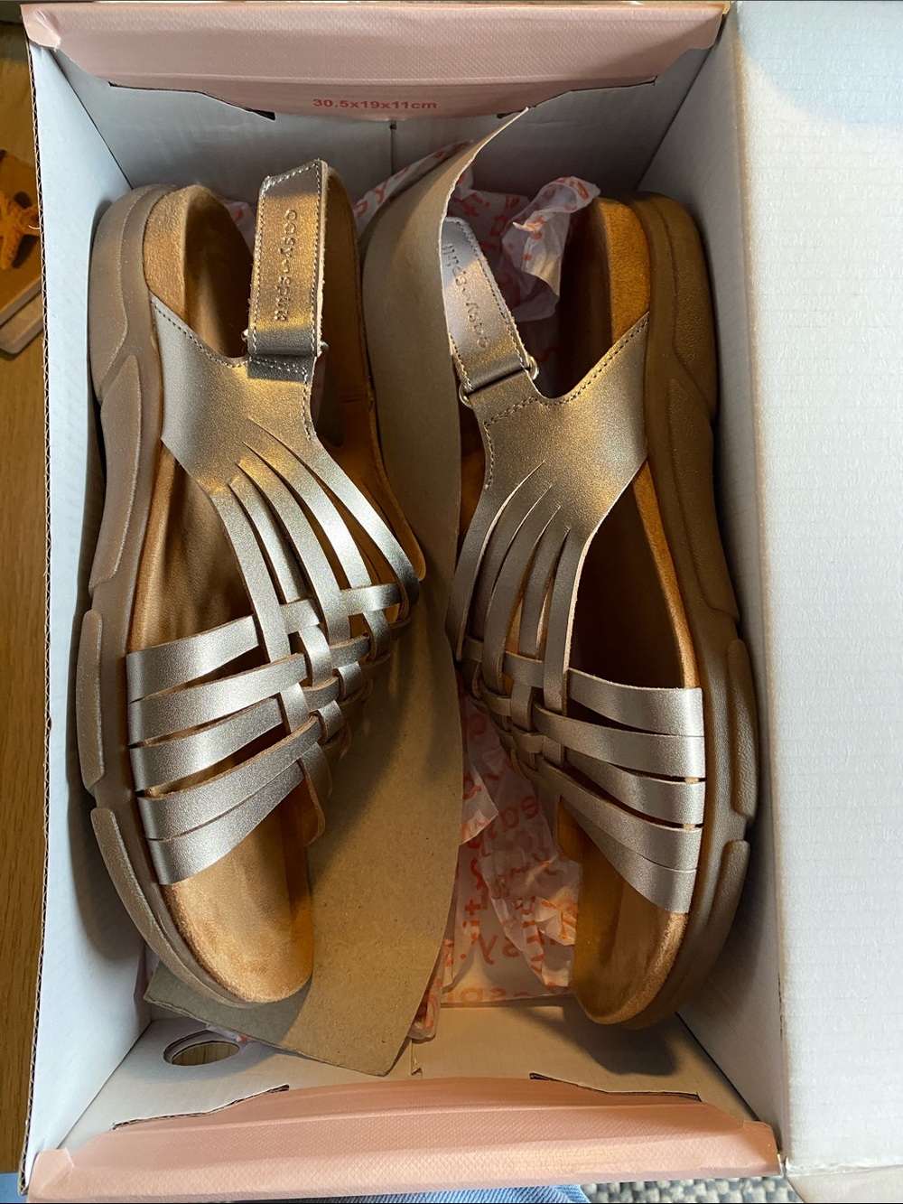 Easy Spirit Gold Sandals 8.5
